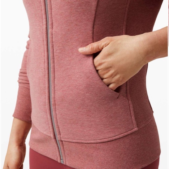 Lululemon Scuba Hoodie *Light Cotton Fleece in Heathered Cherry Tint - Picture 3 of 8
